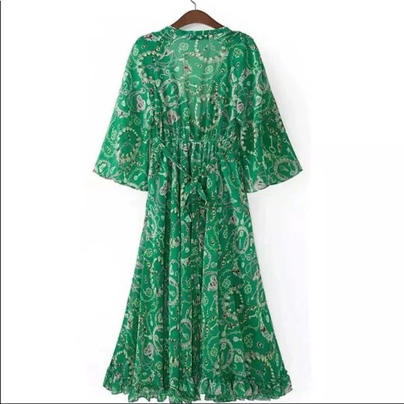 🍀Restocked! Foxy Fave Emerald Green Gypsy Dress - Picture 5 of 6
